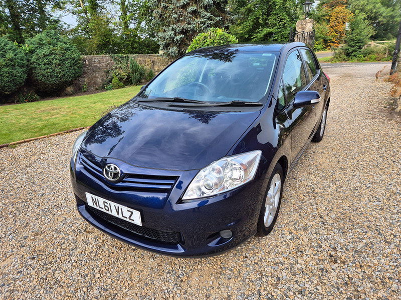 Toyota Auris 1.33 Dual VVT-i Edition Euro 5 (s/s) 5dr 5dr Manual 2025