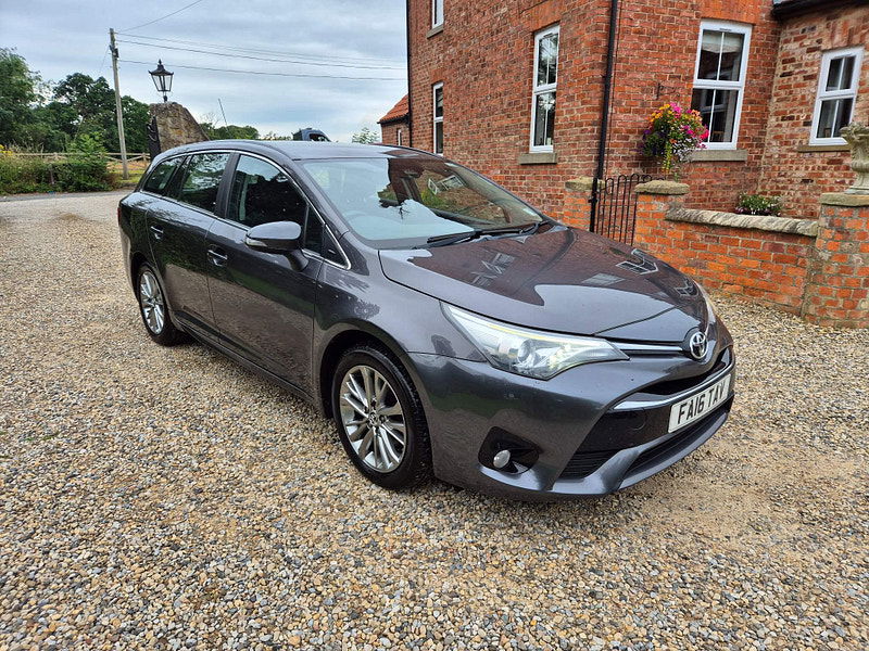 Toyota Avensis 1.6 D-4D Business Edition Touring Sports Euro 6 (s/s) 5dr 5dr Manual 2025