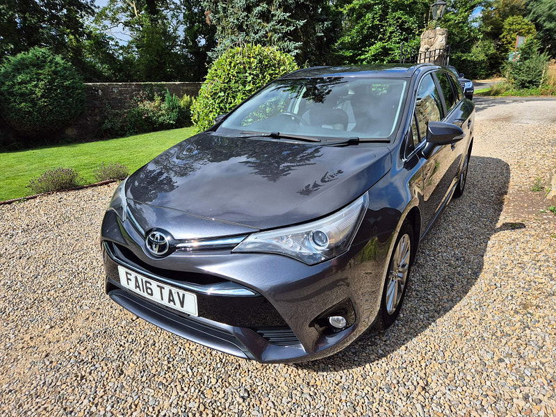 Toyota Avensis 1.6 D-4D Business Edition Touring Sports Euro 6 (s/s) 5dr 5dr Manual 2025