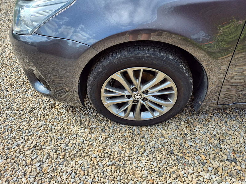 Toyota Avensis 1.6 D-4D Business Edition Touring Sports Euro 6 (s/s) 5dr 5dr Manual 2025