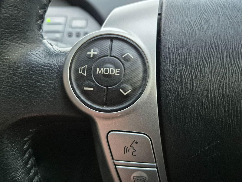 Toyota Prius 1.8 VVT-h CVT Euro 5 (s/s) 5dr 5dr Automatic 2025