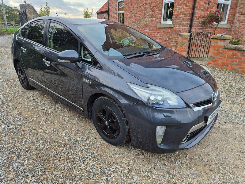 Toyota Prius 1.8 VVT-h CVT Euro 5 (s/s) 5dr 5dr Automatic 2025