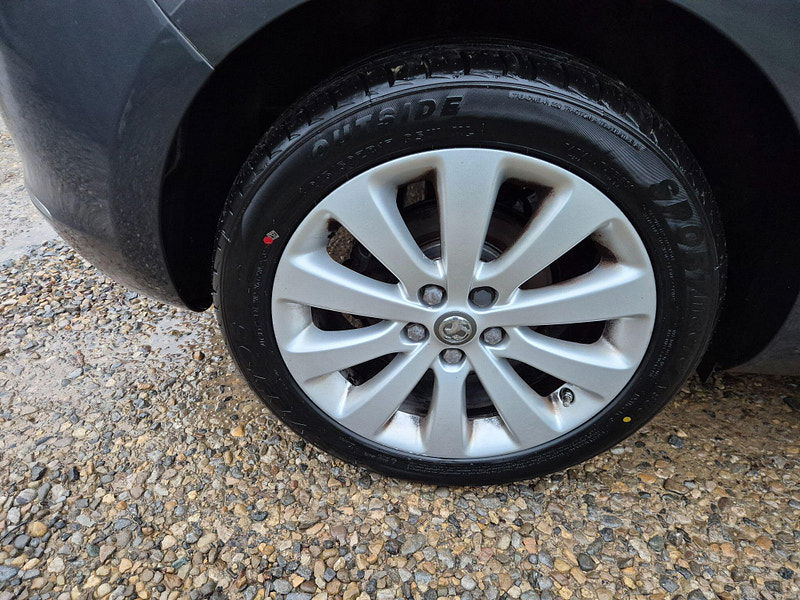 Vauxhall Astra 1.6i Elite Euro 6 5dr 5dr Manual 2026