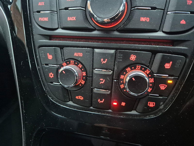 Vauxhall Astra 1.6i Elite Euro 6 5dr 5dr Manual 2026