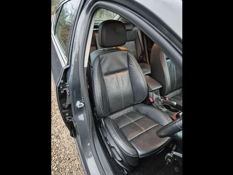 Vauxhall Astra 1.6i Elite Euro 6 5dr 5dr Manual 2026