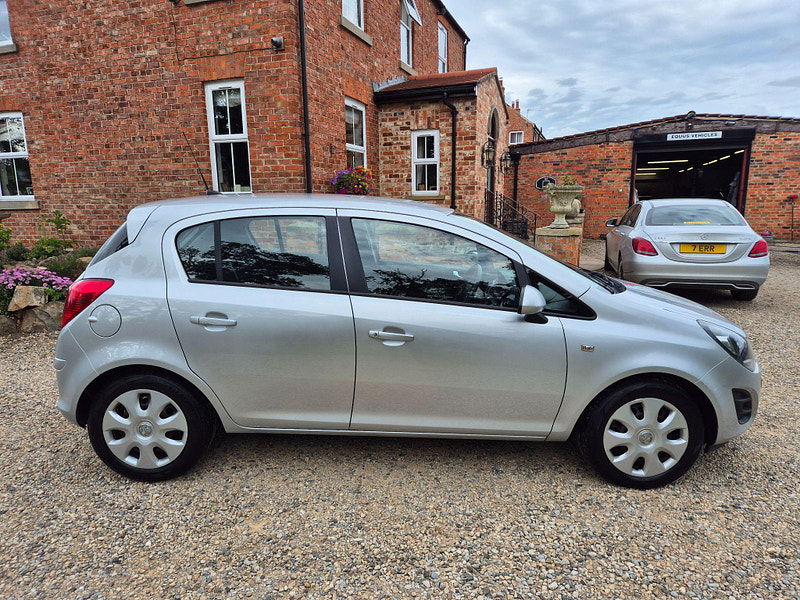 Vauxhall Corsa 1.4 16V Design Euro 5 5dr (A/C) 5dr Manual 2025