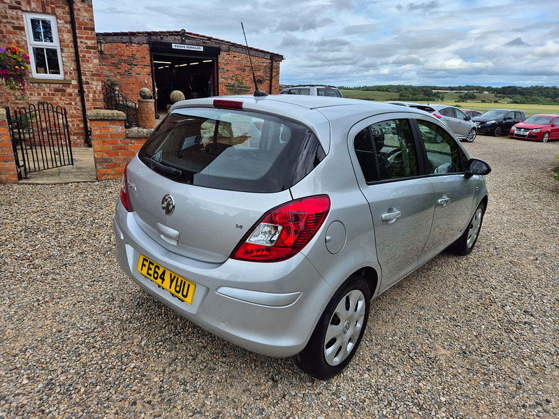 Vauxhall Corsa 1.4 16V Design Euro 5 5dr (A/C) 5dr Manual 2025