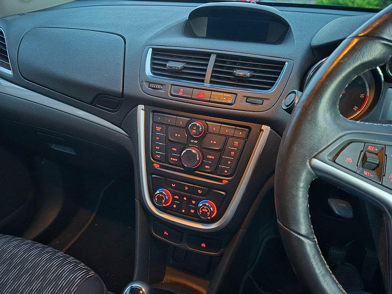 Vauxhall Mokka 1.6 CDTi Exclusiv 2WD Euro 6 (s/s) 5dr 5dr Manual 2025