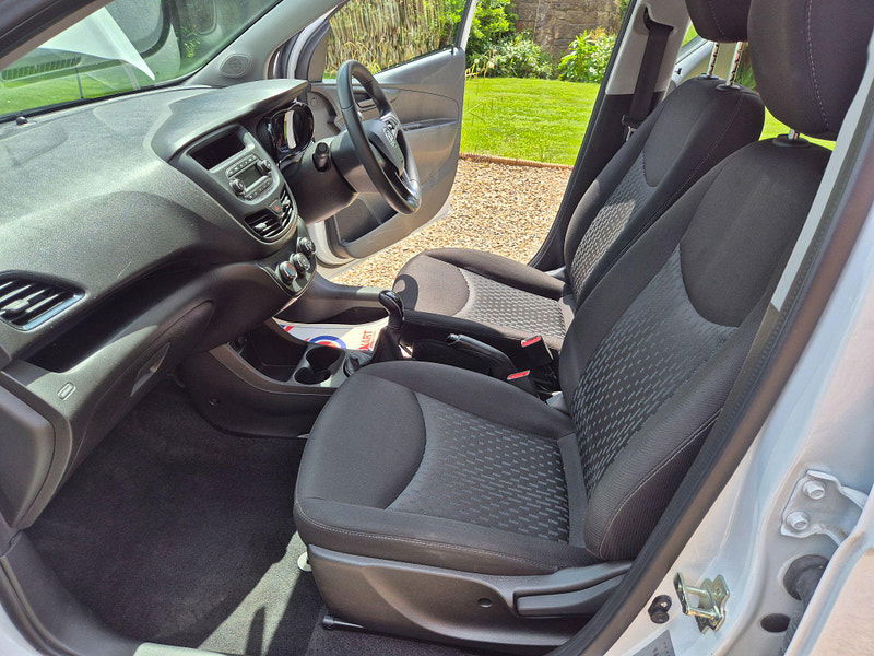 Vauxhall Viva 1.0i SE Euro 6 5dr 5dr Manual 2025