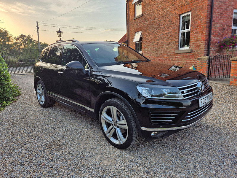 Volkswagen Touareg 3.0 TDI V6 R-Line Plus Tiptronic 4WD Euro 6 (s/s) 5dr 5dr Automatic 2025