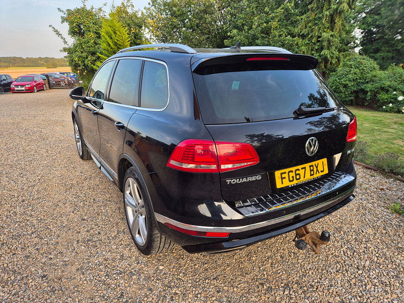 Volkswagen Touareg 3.0 TDI V6 R-Line Plus Tiptronic 4WD Euro 6 (s/s) 5dr 5dr Automatic 2025