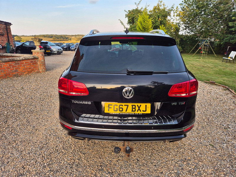 Volkswagen Touareg 3.0 TDI V6 R-Line Plus Tiptronic 4WD Euro 6 (s/s) 5dr 5dr Automatic 2025