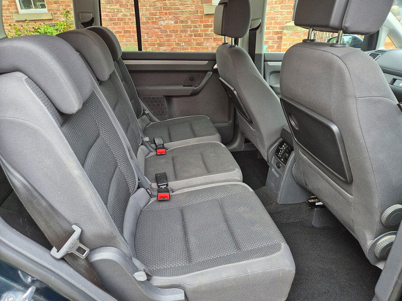 Volkswagen Touran 1.6 TDI BlueMotion Tech SE DSG Euro 5 (s/s) 5dr 5dr Automatic 2025