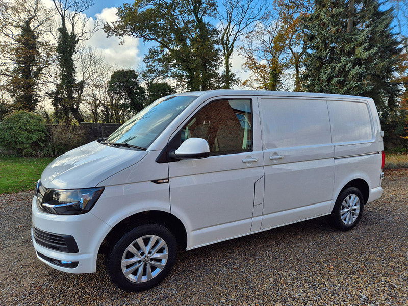 Volkswagen Transporter 2.0 TDI T28 BlueMotion Tech Highline FWD SWB Euro 6 (s/s) 5dr 5dr Manual 2024