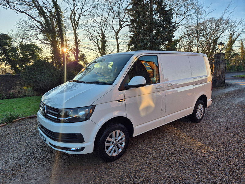 Volkswagen Transporter 2.0 TDI T28 BlueMotion Tech Highline FWD SWB Euro 6 (s/s) 5dr 5dr Manual 2025