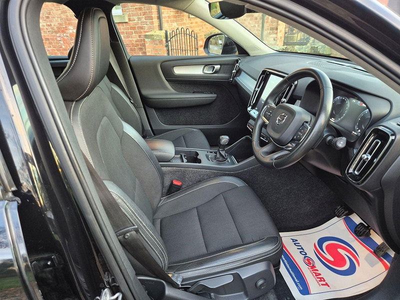 Volvo XC40 2.0 D3 Momentum Euro 6 (s/s) 5dr 5dr Manual 2026