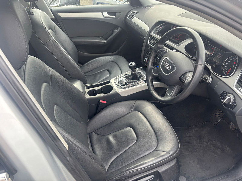 Audi A4 2.0L Technik TDI Saloon 4dr Diesel Manual Euro 5 (141 bhp) 4dr Manual 2025