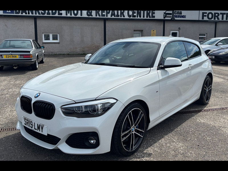 BMW 1 Series 1.5 118i M Sport Shadow Edition Hatchback 3dr Petrol Manual Euro 6 (s/s) (136 ps) 3dr Manual 2025