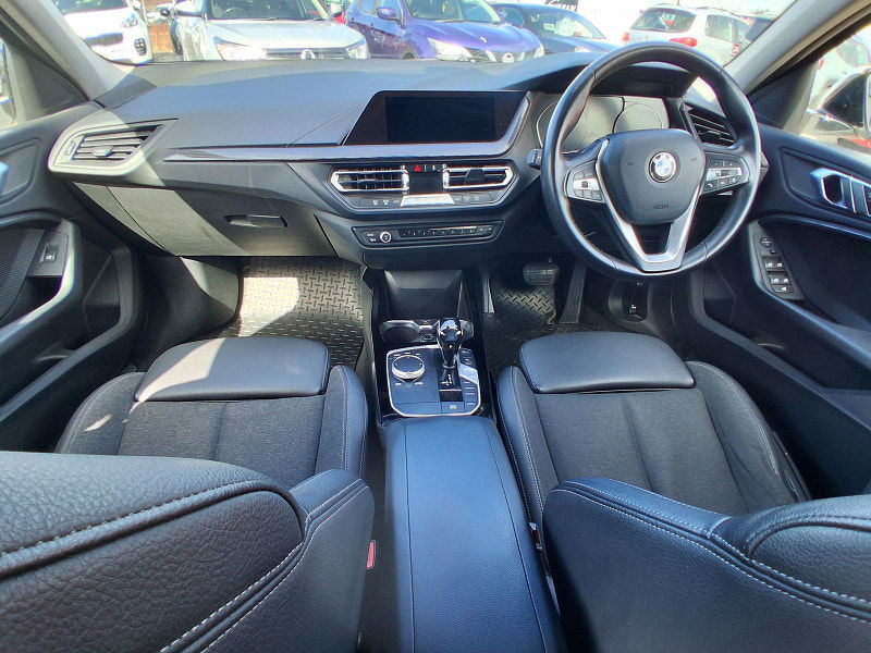 BMW 1 Series 1.5 118i Sport Hatchback 5dr Petrol DCT Euro 6 (s/s) (140 ps) 5dr Automatic 2025
