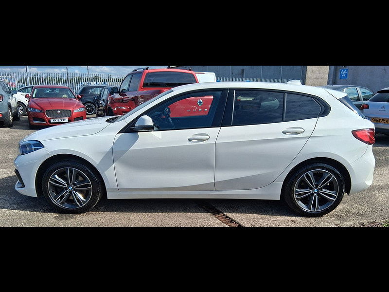 BMW 1 Series 1.5 118i Sport Hatchback 5dr Petrol DCT Euro 6 (s/s) (140 ps) 5dr Automatic 2025