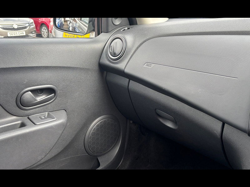 Dacia Sandero 1.5 Blue dCi Essential Hatchback 5dr Diesel Manual Euro 6 (s/s) (95 ps) 5dr Manual 2026