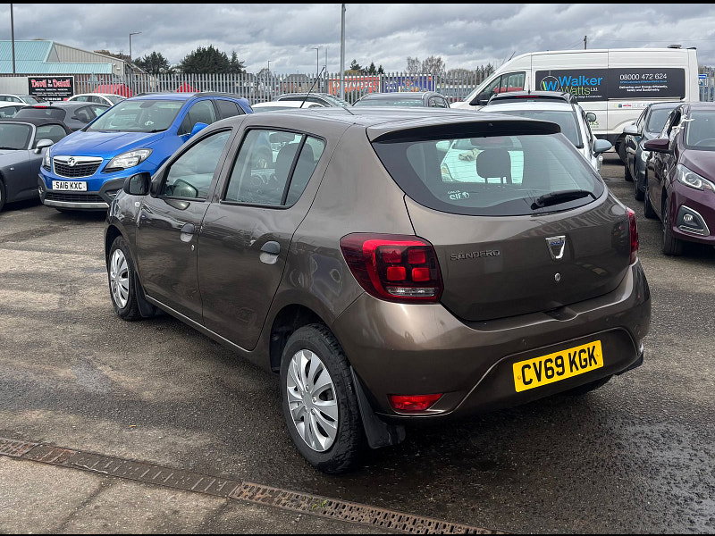 Dacia Sandero 1.5 Blue dCi Essential Hatchback 5dr Diesel Manual Euro 6 (s/s) (95 ps) 5dr Manual 2026