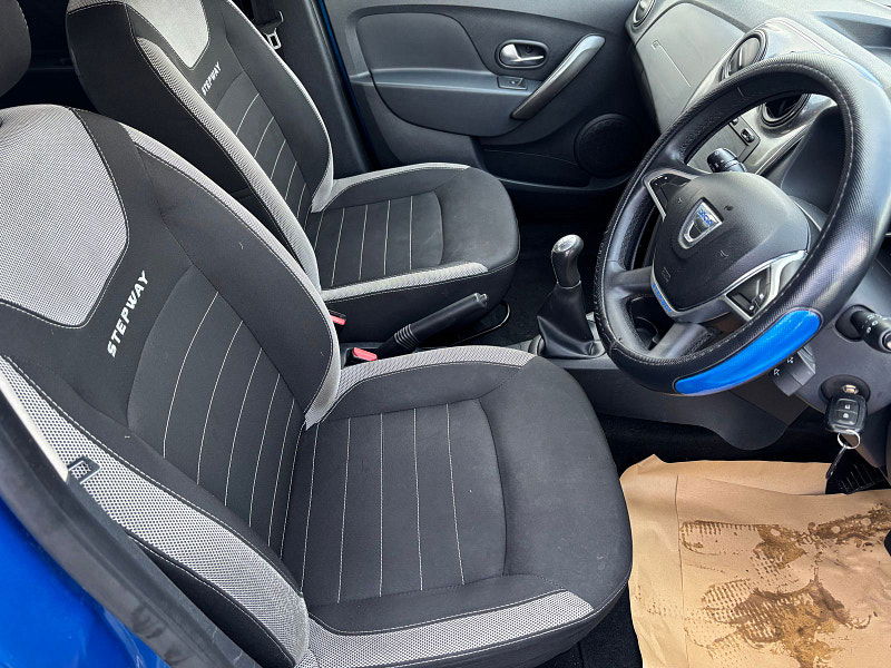 Dacia Sandero Stepway 1.5 dCi Laureate Hatchback 5dr Diesel Manual Euro 6 (s/s) (90 ps) 5dr Manual 2026