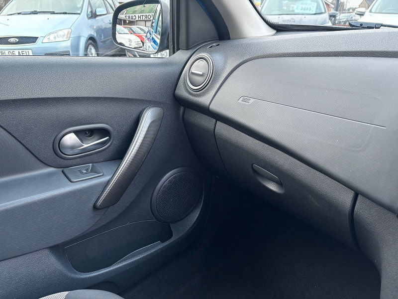 Dacia Sandero Stepway 1.5 dCi Laureate Hatchback 5dr Diesel Manual Euro 6 (s/s) (90 ps) 5dr Manual 2026