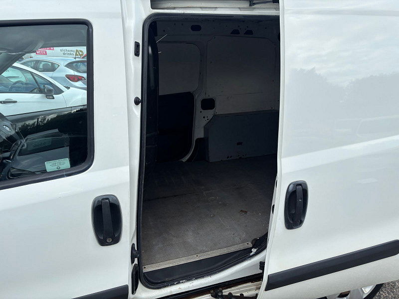 Fiat Doblo 1.3 JTD MultiJetII 16v Maxi Panel Van 4dr Diesel Manual L2 H1 (133 g/km, 90 bhp) 4dr Manual 2025