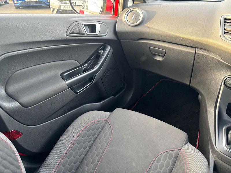 Ford Fiesta 1.0T EcoBoost ST-Line Hatchback 5dr Petrol Manual Euro 6 (s/s) (125 ps) 5dr Manual 2025