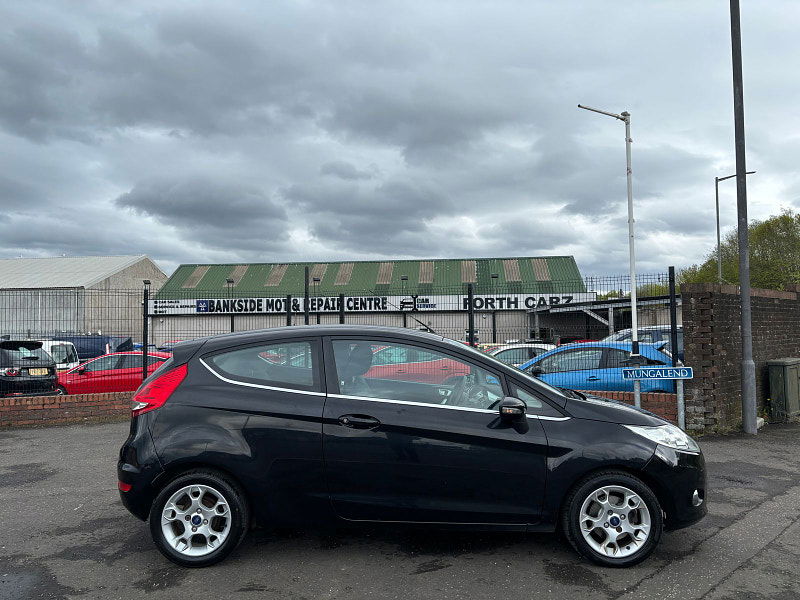Ford Fiesta 1.2L ZETEC Hatchback 3dr Petrol Manual Euro 5 (81 bhp) 3dr Manual 2025