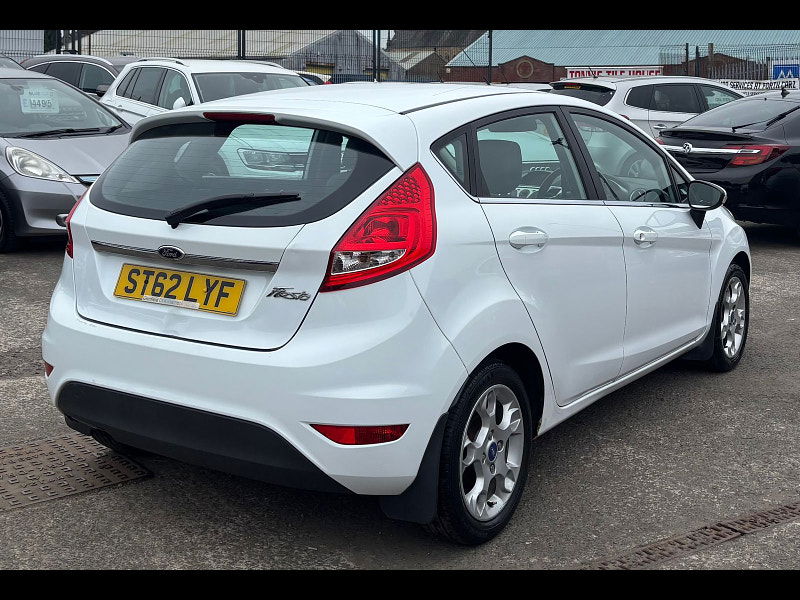 Ford Fiesta 1.2L Zetec Hatchback 5dr Petrol Manual Euro 5 (81 bhp) 5dr Manual 2025