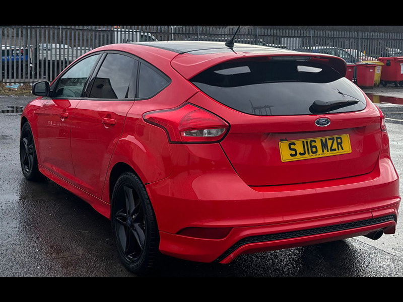 Ford Focus 1.5L ZETEC S RED EDITION Hatchback 5dr Petrol Manual Euro 6 (180 bhp) 5dr Manual 2025