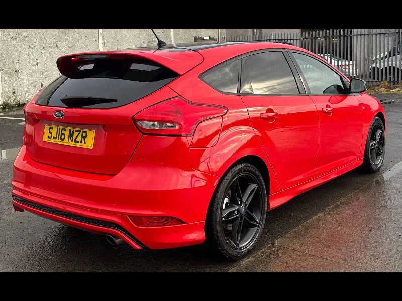 Ford Focus 1.5L ZETEC S RED EDITION Hatchback 5dr Petrol Manual Euro 6 (180 bhp) 5dr Manual 2025