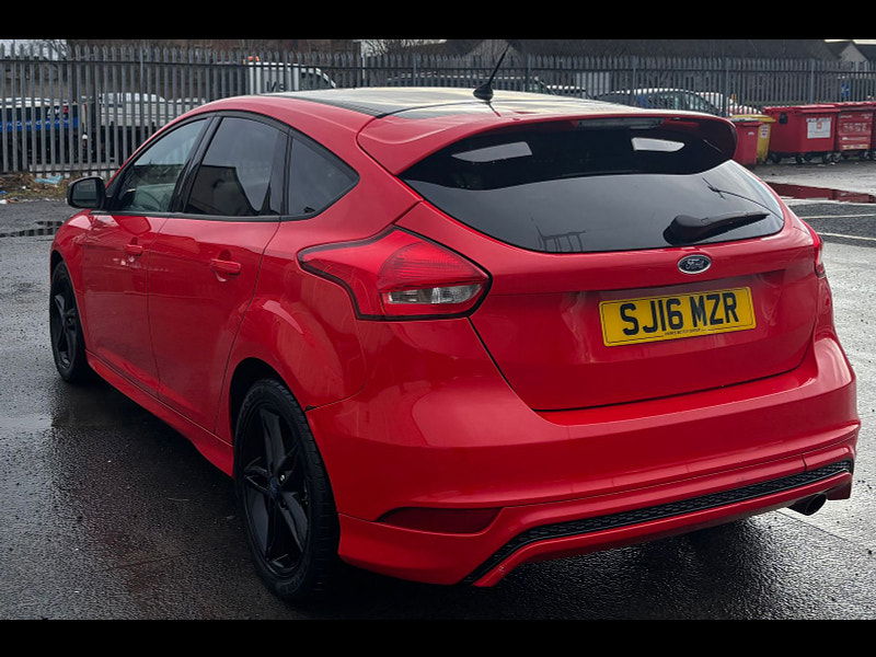 Ford Focus 1.5L ZETEC S RED EDITION Hatchback 5dr Petrol Manual Euro 6 (180 bhp) 5dr Manual 2025