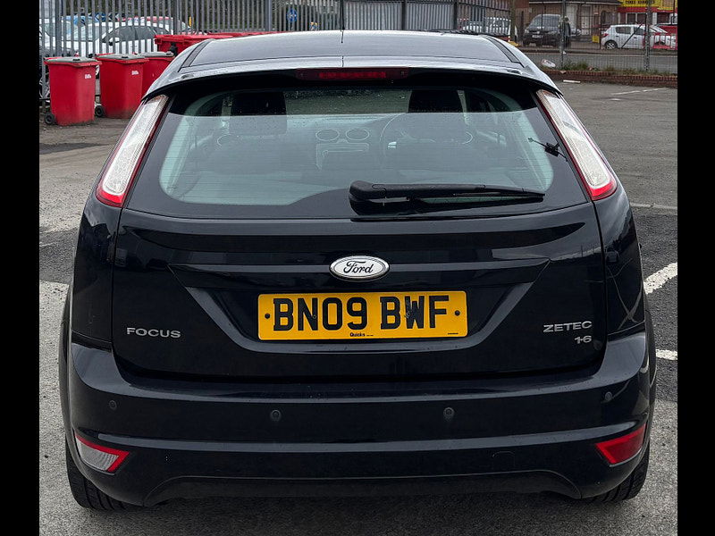 Ford Focus 1.6L Zetec 100 Auto Hatchback 5dr Petrol Automatic Euro 4 (100 bhp) 5dr Automatic 2025