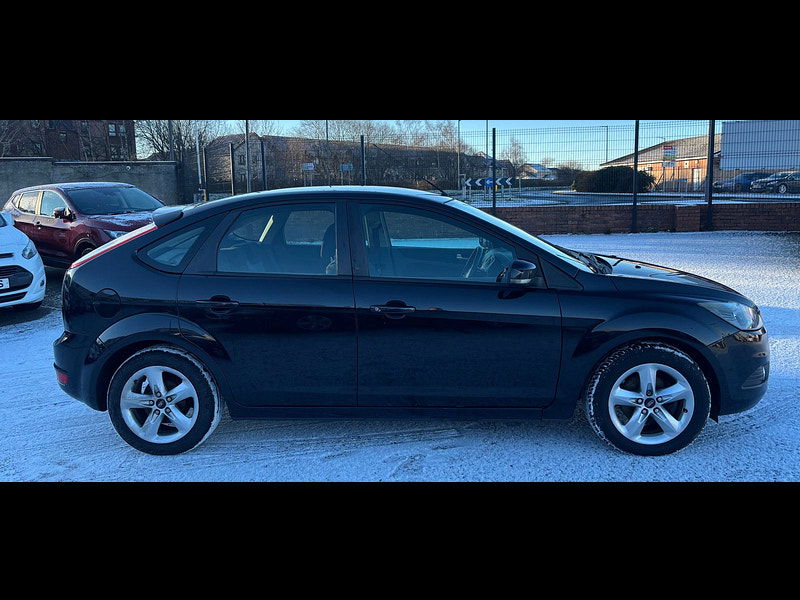 Ford Focus 1.6L Zetec 100 Auto Hatchback 5dr Petrol Automatic Euro 4 (100 bhp) 5dr Automatic 2026