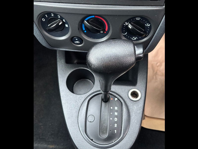 Ford Fusion 1.6 Zetec Hatchback 5dr Petrol Automatic (179 g/km, 99 bhp) 5dr Automatic 2026