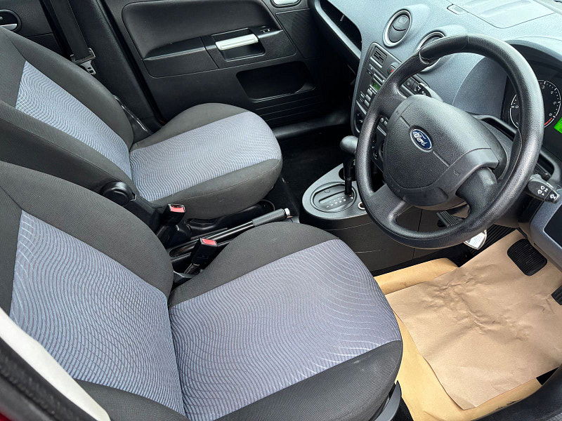 Ford Fusion 1.6 Zetec Hatchback 5dr Petrol Automatic (179 g/km, 99 bhp) 5dr Automatic 2026