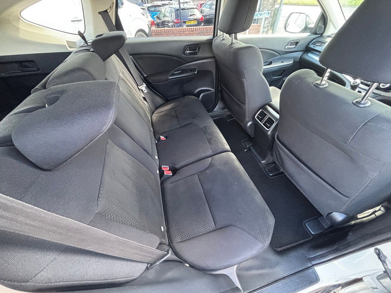Honda CR-V 2.0 i-VTEC SE Plus Navi SUV 5dr Petrol Manual 4WD Euro 6 (s/s) (155 ps) 5dr Manual 2026
