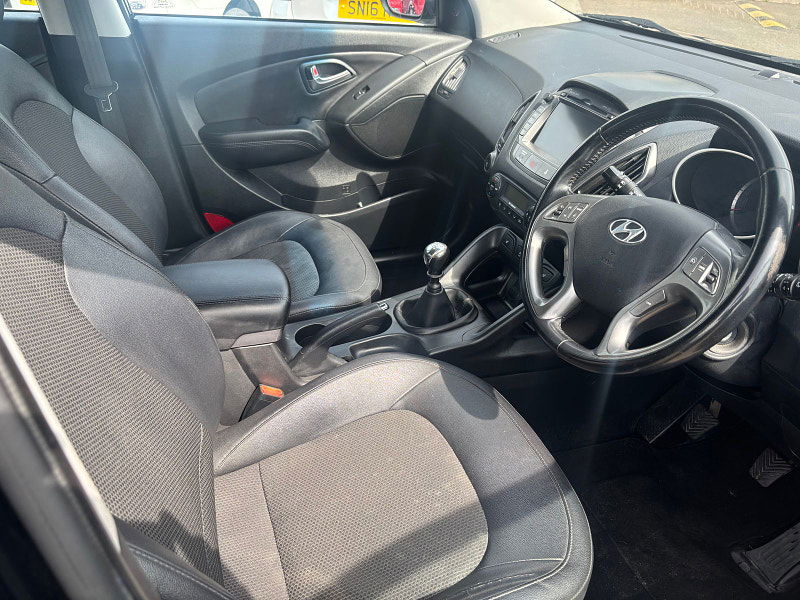 Hyundai IX35 1.7L SE Nav CRDi SUV 5dr Diesel Manual Euro 5 (114 bhp) 5dr Manual 2025