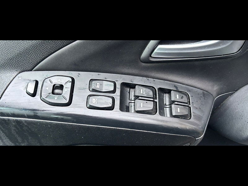 Hyundai IX35 1.7L SE Nav CRDi SUV 5dr Diesel Manual Euro 5 (114 bhp) 5dr Manual 2025