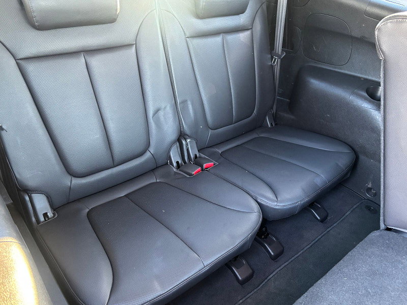 Hyundai Santa Fe 2.2 CRDi Premium SUV 5dr Diesel Auto 4WD Euro 5 (7 seat) (194 bhp) 5dr Automatic 2026