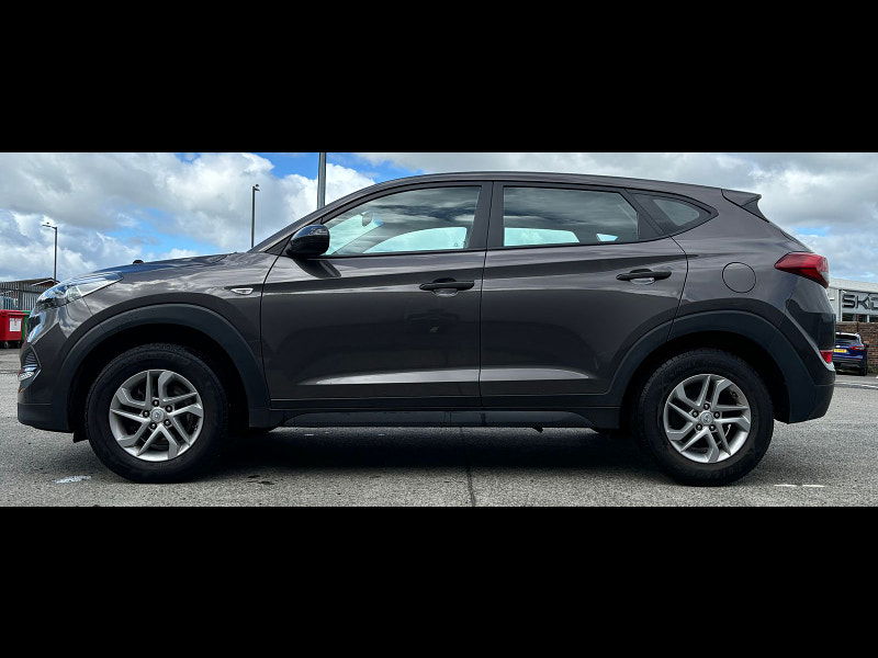 Hyundai Tucson 1.6L GDI S BLUE DRIVE SUV 5dr Petrol Manual Euro 6 (130 bhp) 5dr Manual 2024