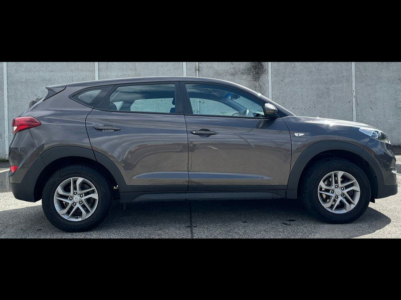 Hyundai Tucson 1.6L GDI S BLUE DRIVE SUV 5dr Petrol Manual Euro 6 (130 bhp) 5dr Manual 2024