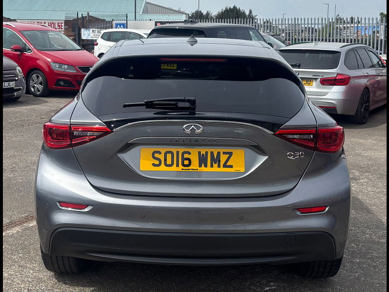 Infiniti Q30 1.5d Business Executive Hatchback 5dr Diesel DCT Euro 6 (s/s) (109 ps) 5dr Automatic 2025