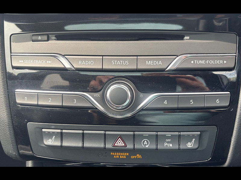 Infiniti Q30 1.5d Business Executive Hatchback 5dr Diesel DCT Euro 6 (s/s) (109 ps) 5dr Automatic 2025
