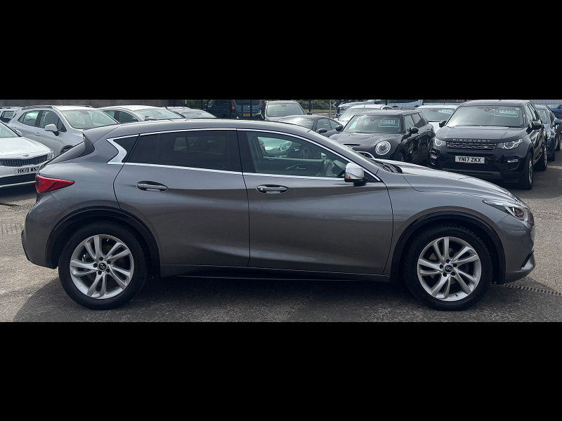 Infiniti Q30 1.5d Business Executive Hatchback 5dr Diesel DCT Euro 6 (s/s) (109 ps) 5dr Automatic 2025