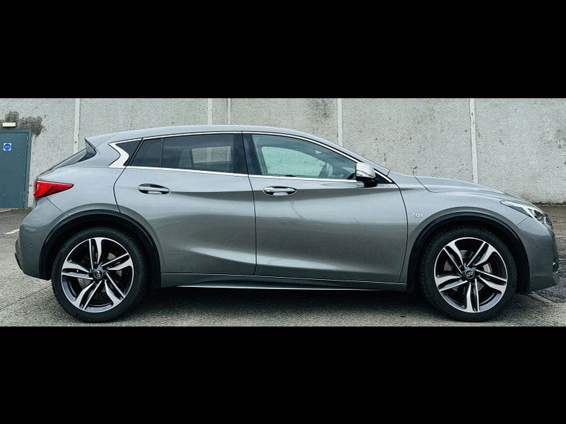 Infiniti Q30 2.0L SPORT Hatchback 5dr Petrol Semi Automatic Euro 6 (208 bhp) 5dr Semi Automatic 2024