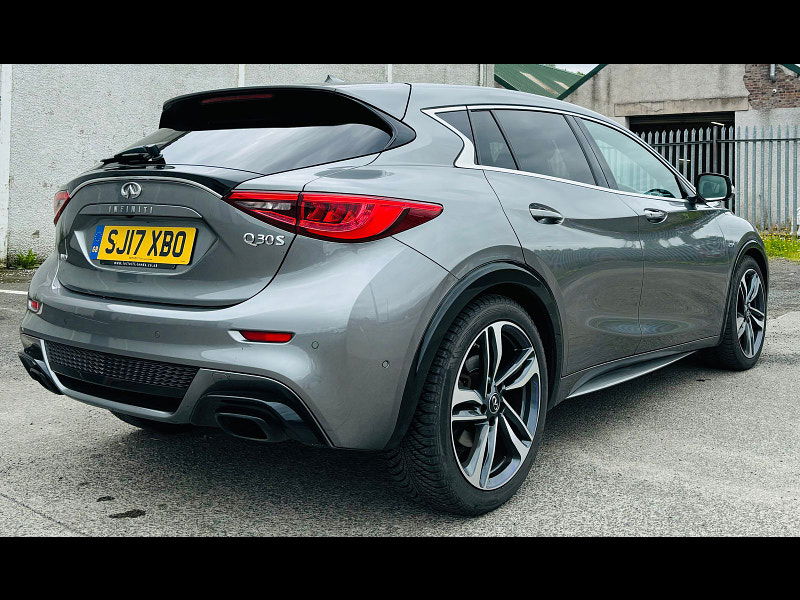 Infiniti Q30 2.0L SPORT Hatchback 5dr Petrol Semi Automatic Euro 6 (208 bhp) 5dr Semi Automatic 2024